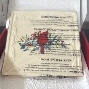 NIB Lenox Winter Greetings Carved Trivet
